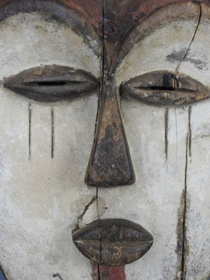 GABON
Vuvi dance mask, wood and pigment....