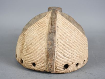SONGYE - RDC : Bois et pigments. Masque de...