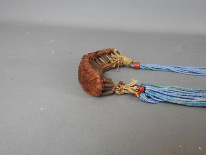 NAGA, Nagaland state, India.
Two necklaces...