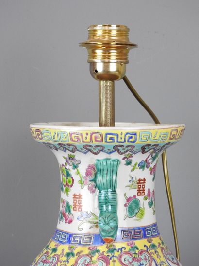 CHINA. Porcelain baluster lamp decorated...