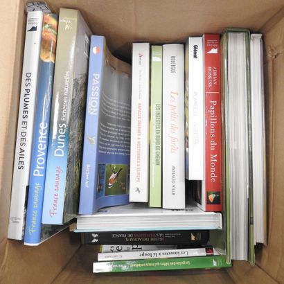 [NATURE]. 22 volumes sur la faune et la flore...