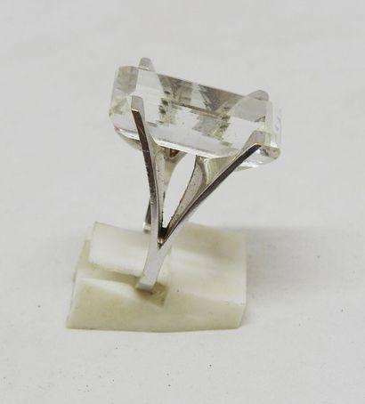 Work from the 70's
Ring set in 18 K gold...
