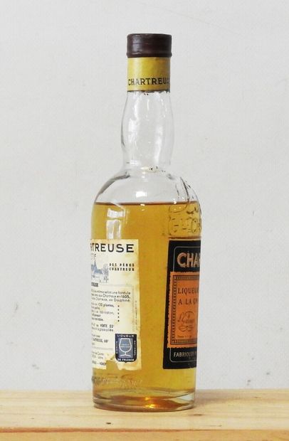 1 bottle
Yellow Chartreuse Voiron 
Capacity:...