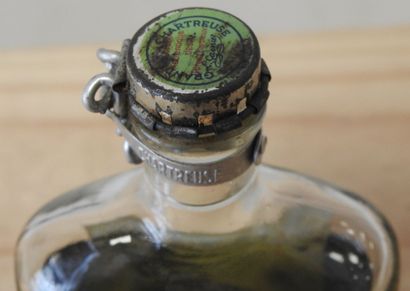 Chartreuse - Voiron
Green Chartreuse flask...