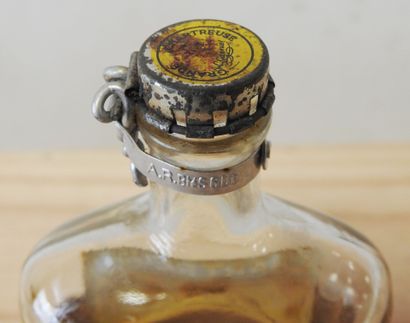 Chartreuse - Voiron
Yellow Chartreuse flask...