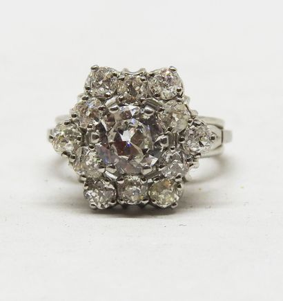 18K gold and platinum daisy ring set with...