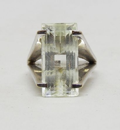 Work from the 70's
Ring set in 18 K gold...