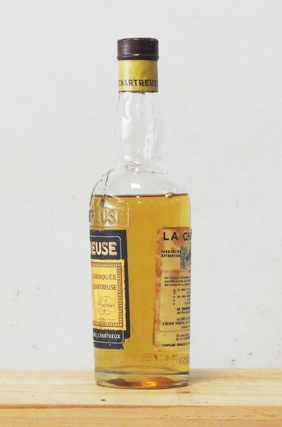 1 bottle
Yellow Chartreuse Voiron 
Capacity:...
