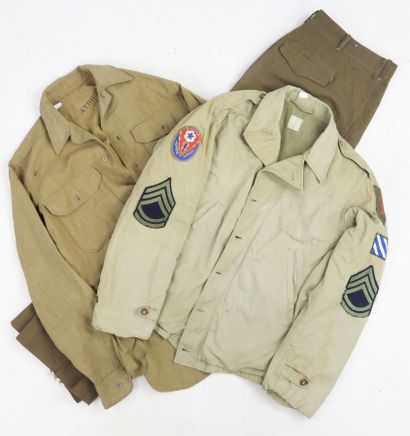 USA. Ensemble composé d'un blouson M41 2e...
