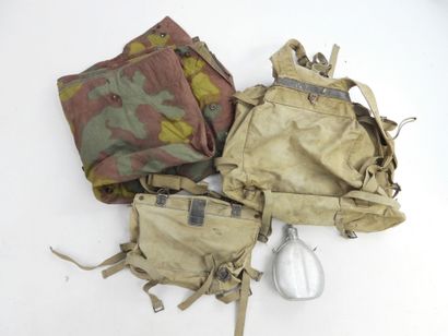 ITALIE. Sac à dos du type des ALPINI en toile...