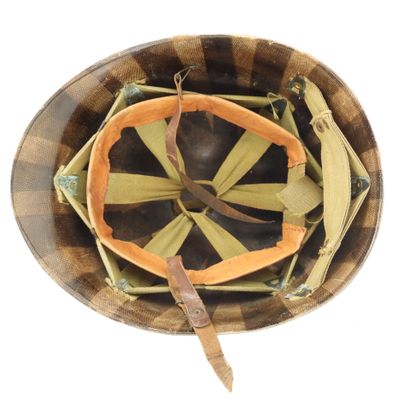USA. Casque US M1 avec pattes fixes et jonc...