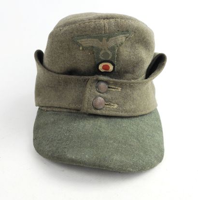 GERMANY. M43 cap in feldgrau cloth, hand-sewn...