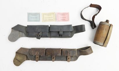 ITALIE. Ensemble d'équipements, cartouchière...
