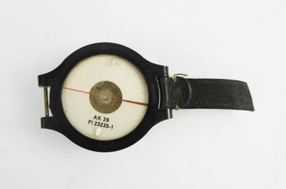 GERMANY. Luftwaffe pilot's wrist compass...
