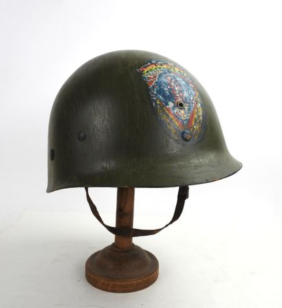 USA. Casque M1 modèle 43, jonc fermé à l'arrière,...