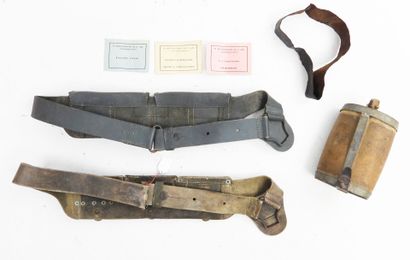 ITALIE. Ensemble d'équipements, cartouchière...