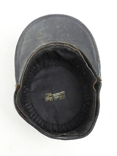 COIFFURES. Képi modèle 1919 de commandant...