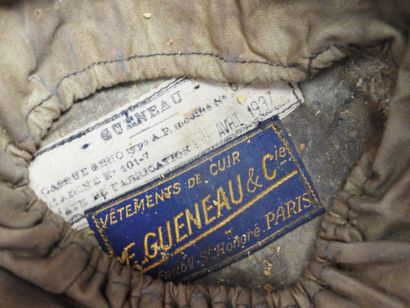 COIFFURES. Casque de vol GUÉNEAU type A.P,...