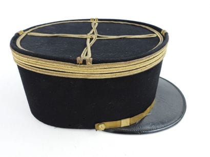 COIFFURES. Képi modèle 1919 de capitaine...