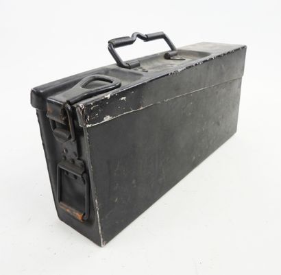 ALLEMAGNE. Boite à munitions pour mitrailleuses...