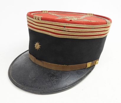 COIFFURES. Képi modèle 1919 de commandant...