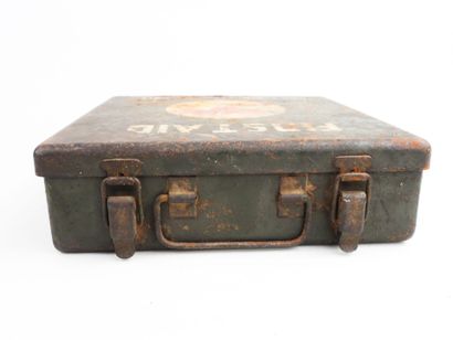 USA. First Aid 24 Unit - US Army, boite de...
