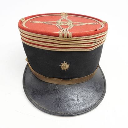 COIFFURES. Képi modèle 1919 de commandant...