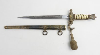GERMANY. Kriegsmarine officer's dagger model...