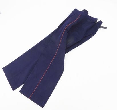 UNIFORMES. Tenue modèle 1931 d'un sous-lieutenant...