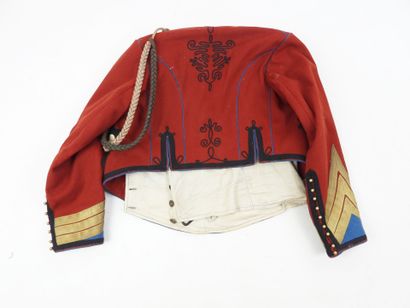 UNIFORMES. Boléro et gilet modèle 1879 de...
