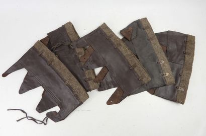 COIFFURES. Lot de 5 coiffes de casques Adrian...