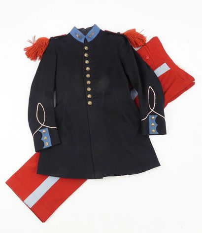 UNIFORMES. Tunique modèle 1931 d'élève de...