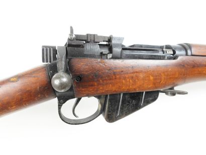 ARMES à FEU. ANGLETERRE. Fusil à verrou LEE-ENFIELD...