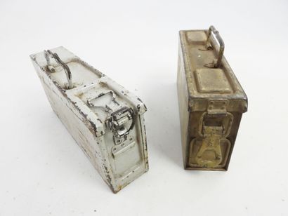 ALLEMAGNE. Ensemble de 2 boites à munitions...