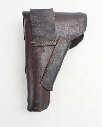 GERMANY. Brown grained leather GP35 pistol...