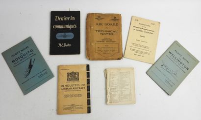 ANGLETERRE. Lot de documents et d'objets...