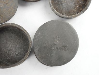 GERMANY. Lot of 20 rubber stoppers for protecting...