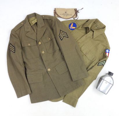 USA. Ensemble composé d'une veste de sortie...