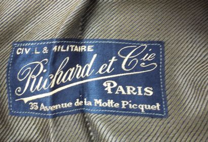 UNIFORMES. Vareuse modèle 1929/39 (le col...