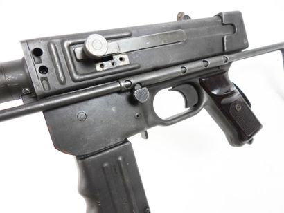 ARMES à FEU. FRANCE. Pistolet-mitrailleur...