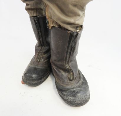 ANGLETERRE/FRANCE. MANNEQUIN de pilote des...
