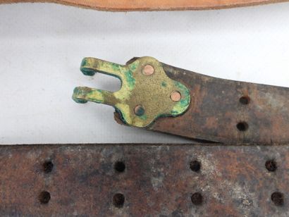USA. Lot de 3 bretelles pour Garand, deux...