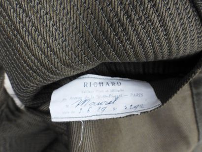 UNIFORMES. Vareuse modèle 1929/39 (le col...