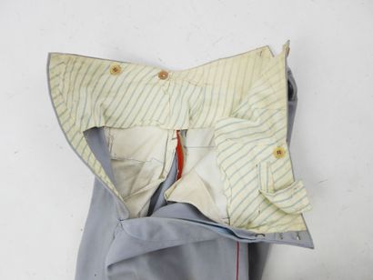 UNIFORMES. Culotte de sous-officier de Spahis...