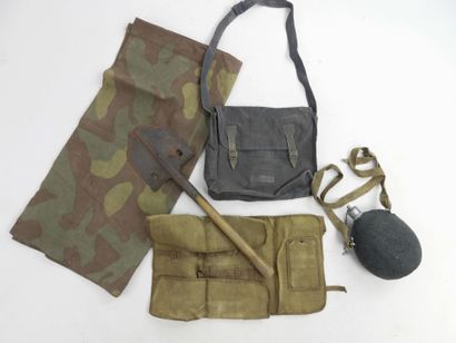 ITALIE. Toile de tente camouflée modèle 1929,...
