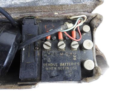 USA. Téléphone de campagne EE-8-B - US Army,...