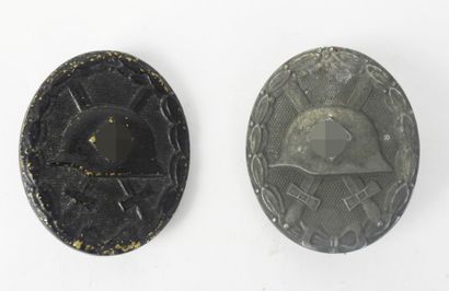 GERMANY. Set of 2 insignia for the wounded,...