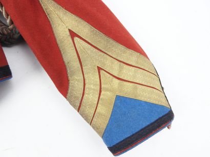 UNIFORMES. Boléro et gilet modèle 1879 de...