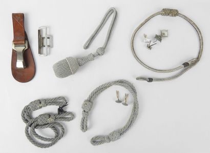 GERMANY. Set of accessories for officer's...