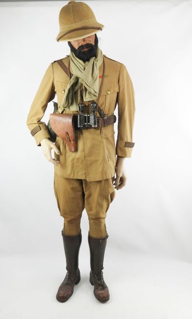 MANNEQUIN. Capitaine d'infanterie en tenue...